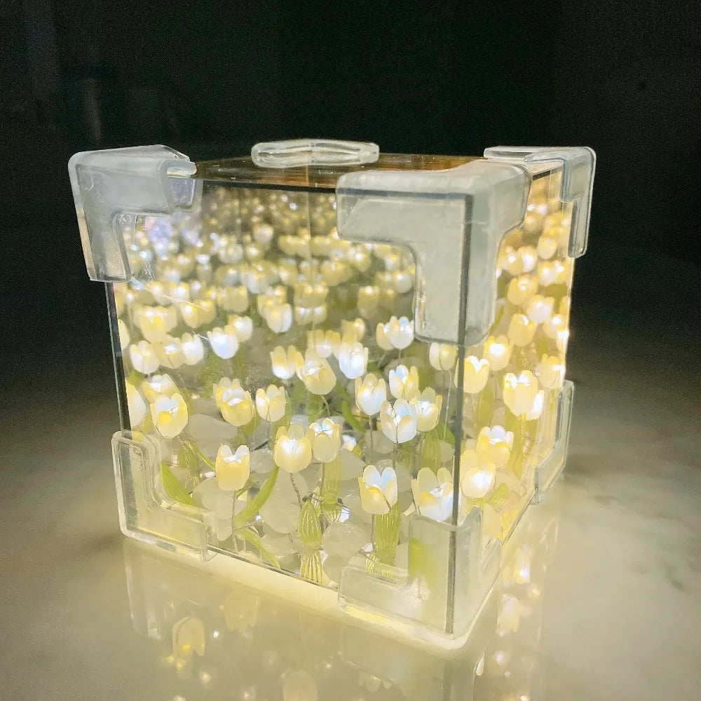 Lámpara Nocturna Tulipán con Efecto Espejo | Tulip Mirror Effect Night Light