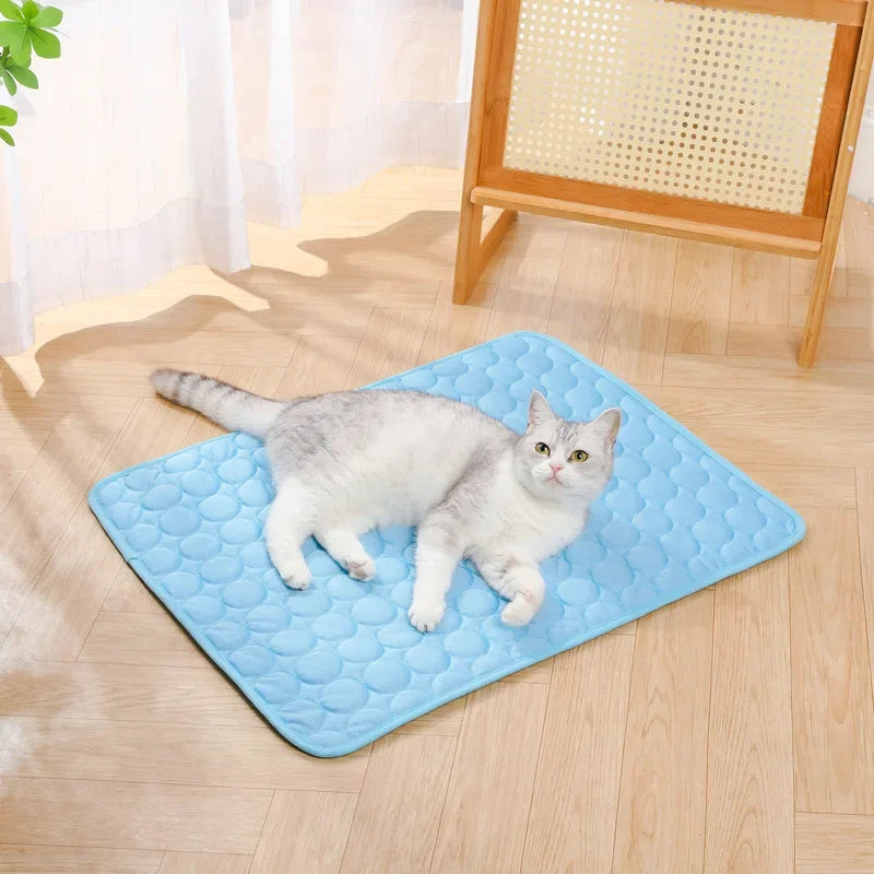 Colchón Refrescante de Seda para Mascotas | Cooling Silk Pet Mat